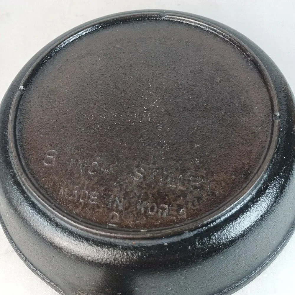 Vintage 8 Inch Cast Iron Skillet Made in Korea Flat Bottom Heat Ring Smooth